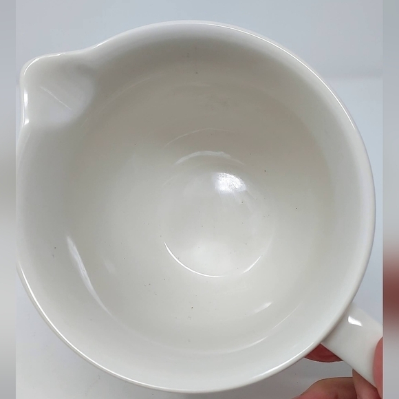 Rae Dunn SQUEEZE Ceramic Serving Cup - Picture 3 of 3